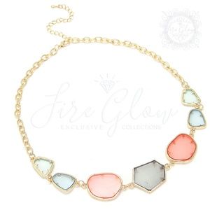 Multicolor Resin Pendant Necklace Gold Tone